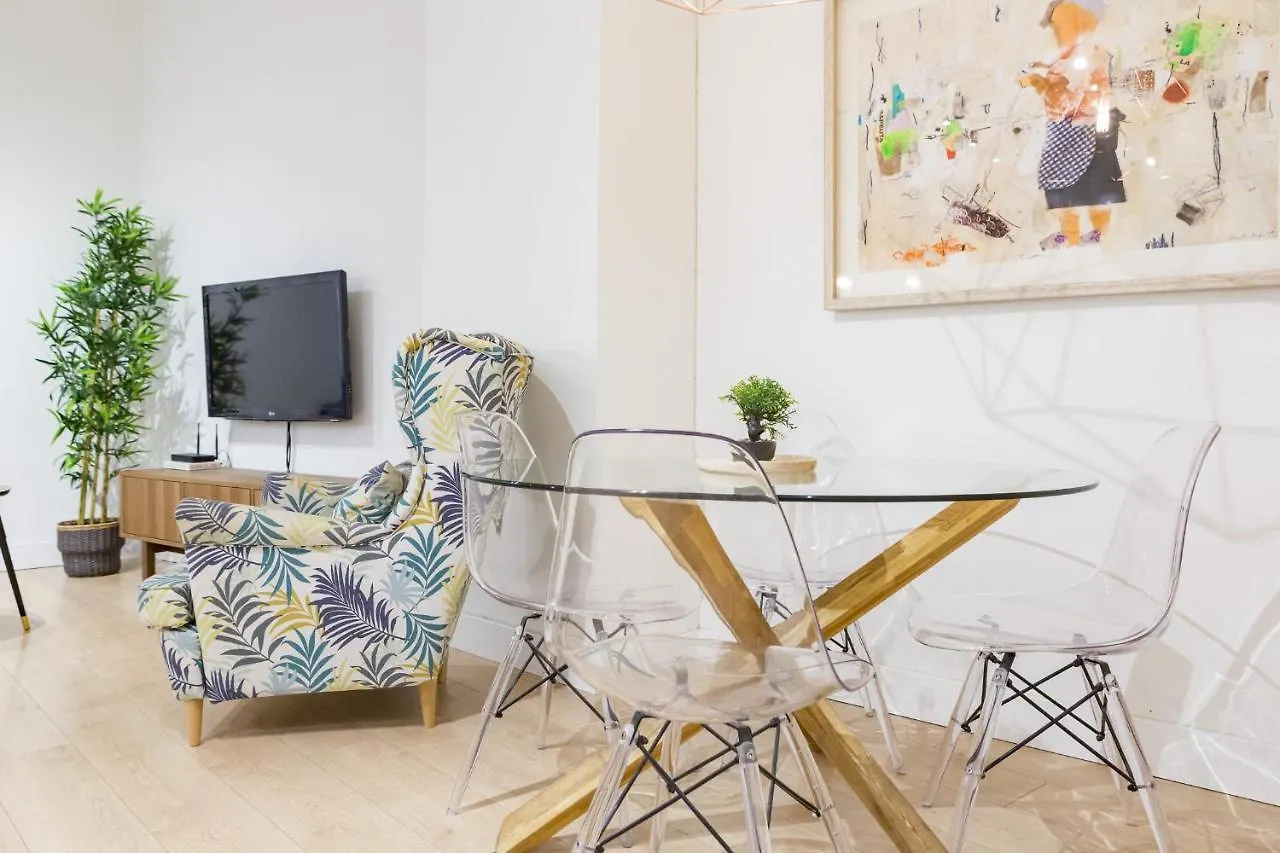 -Malagasunapts-Central&Cozy 3Bds Free Parking Apartment